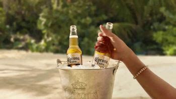 Corona Extra Tv Spot La Buena Vida Nunca Cambia Con Bad Bunny Ispot Tv