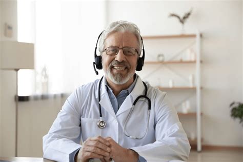 Doctor Microphone: Over 2,366 Royalty-Free Licensable Stock Photos | Shutterstock