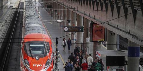 Iryo rompe el monopolio de Renfe en Sevilla 31 años después del AVE