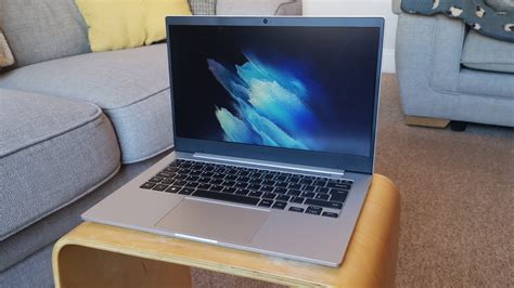 Samsung Galaxy Book Go Lte Review With G Connectivity