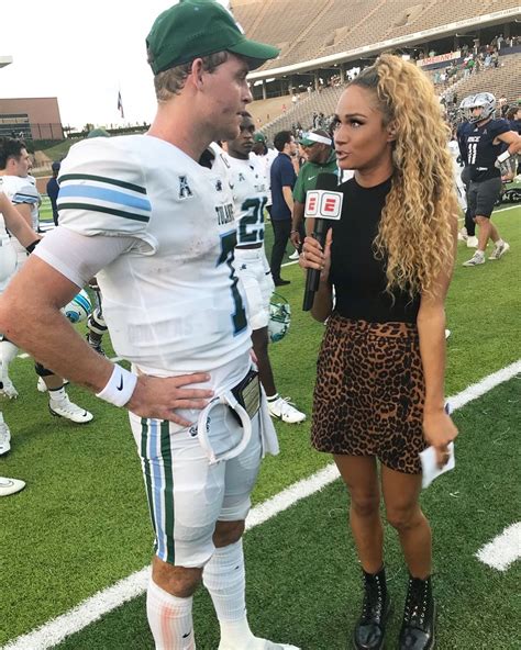 Meet Kayla Burton The Stunning Espn Reporter And La Bowl Star Who Fans