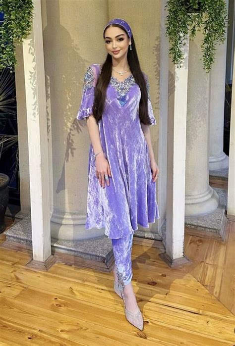 Persian Girl Tajikistan Tajik Style In Stylish Dresses Fashion