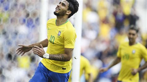 Mercato Psg Lucas Paqueta R Pond L Int R T De Leonardo