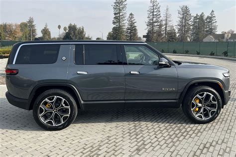 Elcap Granite Color Rivian Forum R1t R1s R2 R3 News Specs Models