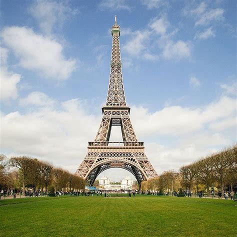 Sabías Que La torre Eiffel nombrada originalmente como la Torre de