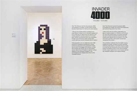 INVADER 4000 Exhibition Artist Book A Complete Guide To The Space