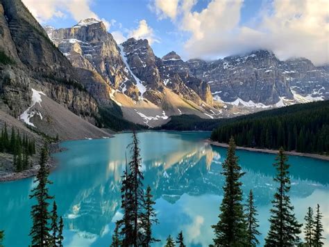 Moraine Lake A Guides Perspective Canmore Travel Moraine Lake Shuttle