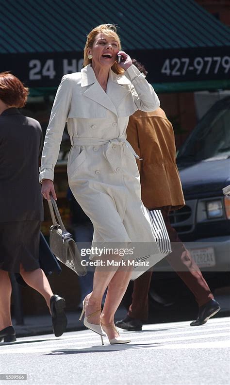 Actress Kim Cattrall Films A Scene Of The Hbo Television Series Sex News Photo Getty Images