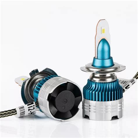 Kit Doua Becuri Led H Lm K W Becuri Led Auto Ro