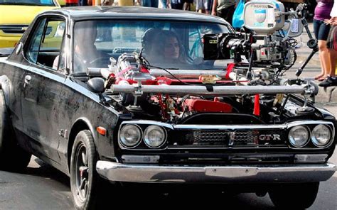 Fast And Furious: 25 Behind-The-Scenes Photos That Completely Change ...