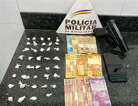 Polícia aborda dupla crack e descobre que droga é de jovem alvo de