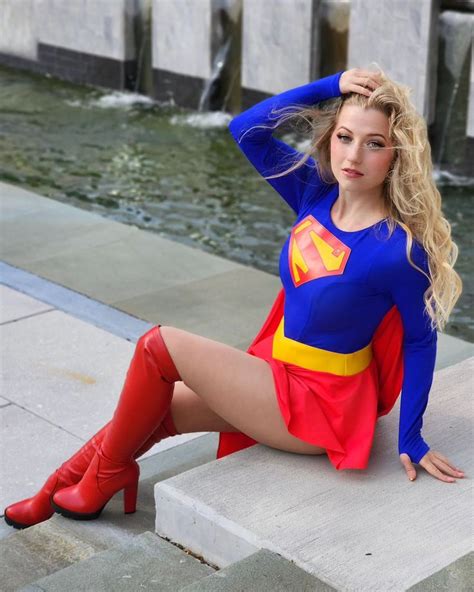 Supergirl Classic 1984 Costume Cosplay