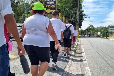 Janeiro Branco CAPS de Ribeirão Pires promove caminhada em prol do bem