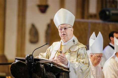 Erzbistum Paderborn Verabschiedet Erzbischof Em Hans Josef Becker