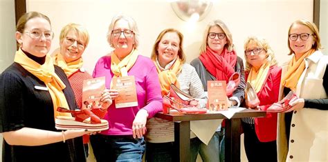 Soroptimist International Paar Rote Schuhe Gegen Gewalt