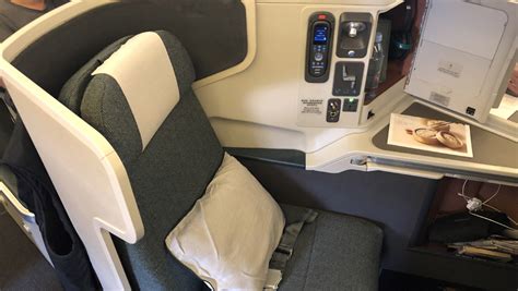 Flight Review Cathay Pacific B777 300er Business Class Business Traveller