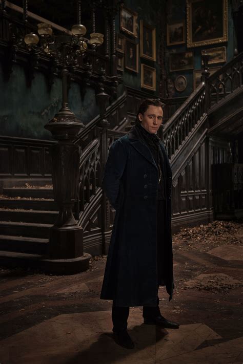 Tom Hiddleston as Thomas Sharpe in Crimson Peak - Tom Hiddleston Photo ...