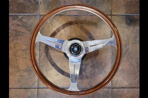 Nardi Classic Wood Steering Wheel | PCARMARKET