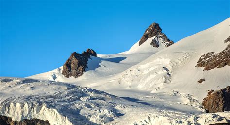 Sheffield Square Apartments: Discover Luxury Living and Hidden Gems