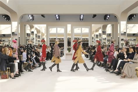 FINALE OF THE SHOW - CHANEL