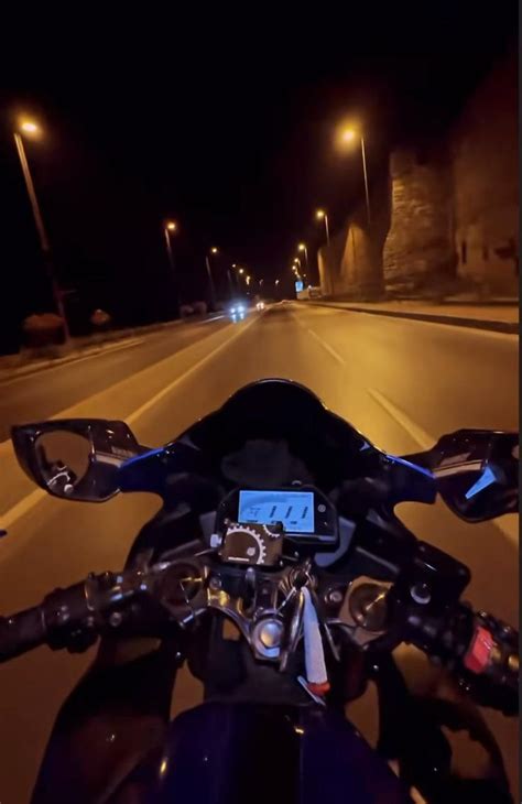 Pin di My Choice su Videos nel 2024 Moto da corsa Motociclisti Città