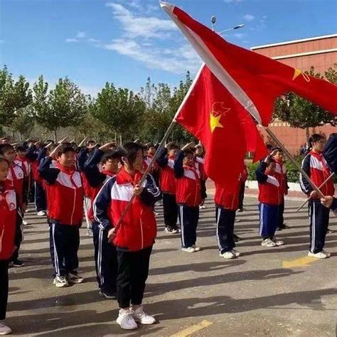 郭屯中学举行我是光荣的少先队员七年级建队仪式阳谷县