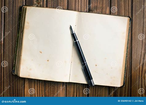 Open Book With Fountain Pen Stock Photo - Image: 35690142