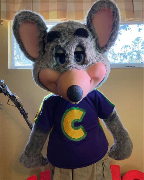 Restored Landfill Chuck Chuck E Cheese Au Ideas Fnaf The Best Porn