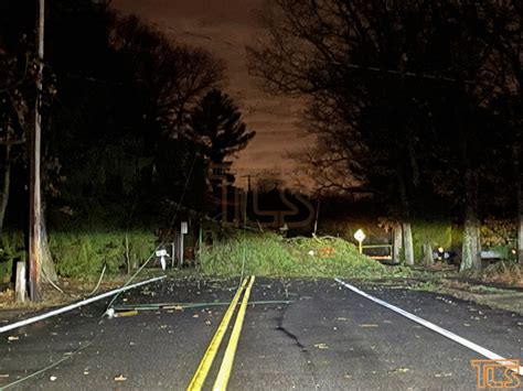 Photos Serious Damage Blackouts In Lakewood Area As Storm Sweeps In