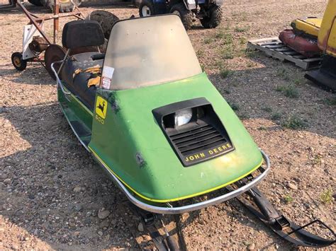 John Deere 600 Snowmobile Smith Sales Co Auctioneers