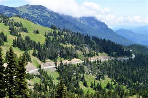 Cascade Mountains in Washington Stock Photo - Image of drive, state: 130096314