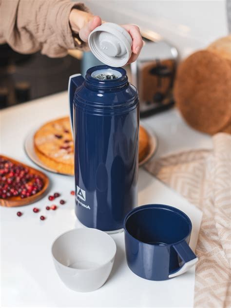 Синий стеклянный термос 1010 на 1.7л — купить в интернет-магазине Арктика