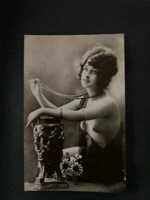 Vintage Edwardian Reproduction Risque Erotic Female Nude Postcard