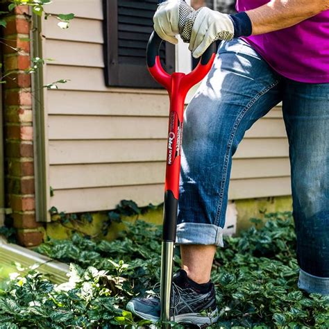 8 Best Stand Up Weed Pullers To Help Your Back And Garden