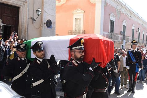 I Funerali Dei Carabinieri Il Vescovo Di Manfredonia La Loro Morte