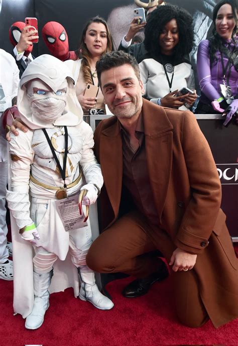 Oscar Isaac And The Moon Knight At The Red Carpet Rmarvelstudios