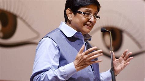 Unknown Interesting Facts About Kiran Bedi Oneindia News