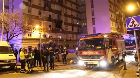 Padre Arriesga Su Vida Para Salvar A Sus Hijos Durante Incendio Chapin Tv