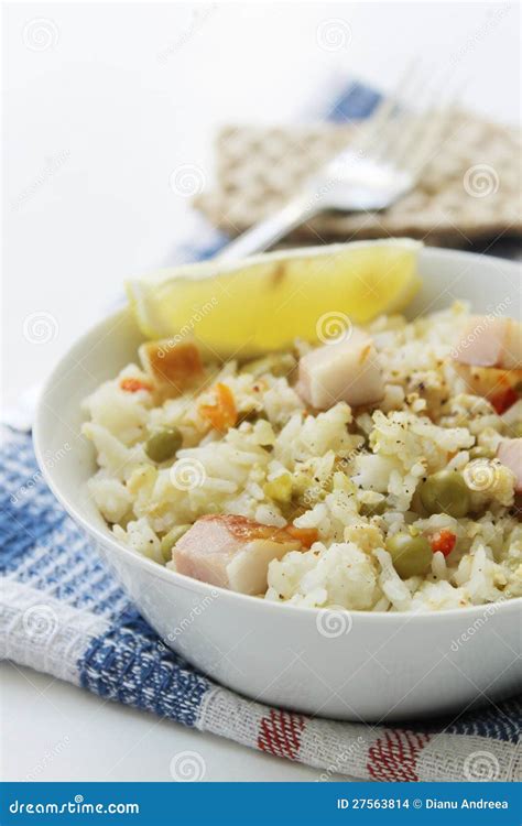 Fried Rice with Egg and Vegetables Stock Photo - Image of bowl, rice: 27563814