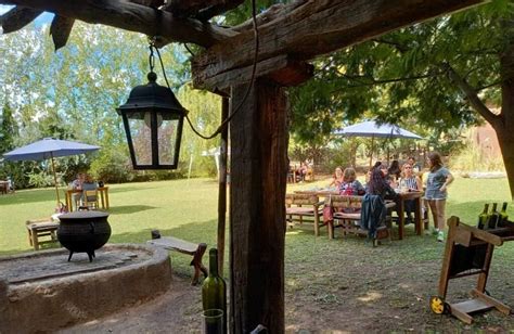 Disfrutá De Un Almuerzo Maridado Con Los Mejores Vinos En Corteza Del Aguaribay