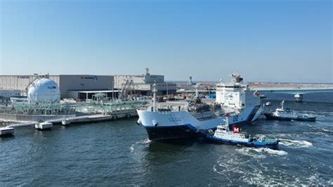 First International Shipment of Liquid Hydrogen Arrives in Japan