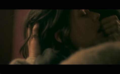 Lily Gladstone Riley Keough Lesbian Scene In Under The Bridge AZNude