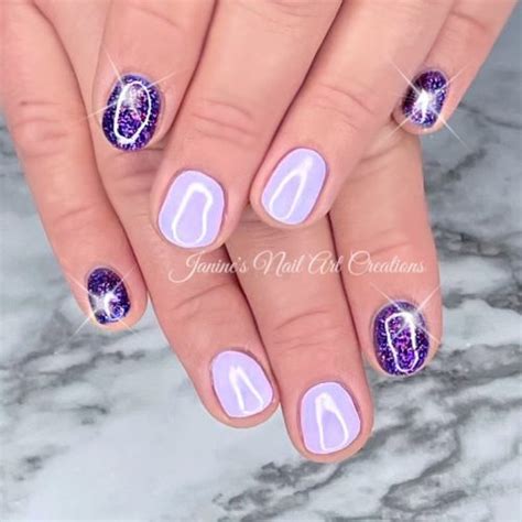 86 kurze Nageldesigns für alle Gelegenheiten