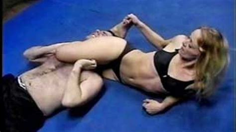 Hot Lisa Vs Neil Crush You With My Thighs H D X Part Mixed Wrestling Full Screen Clips Sale