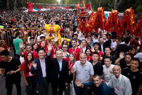 Kicillof La Ve Encuentro Con El Embajador Chino En La Plata Argmedios