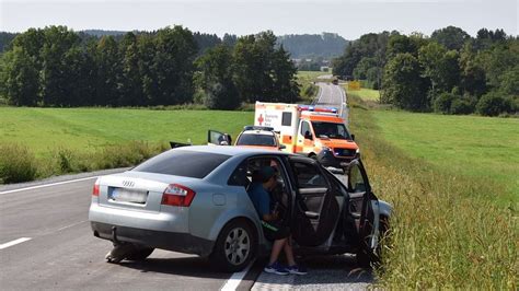 Unfall Bei Berholman Ver Nahe Schonstett