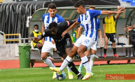 Acad Mica Perde Em Casa Fc Porto B E Agrava Crise De Resultados