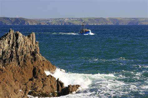 Boat Approaching Mevagissey Tom Roche Flickr