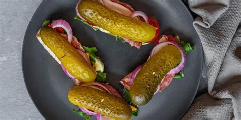 Keto Pickles Sandwich Recipe With No Bread [Low Carb]