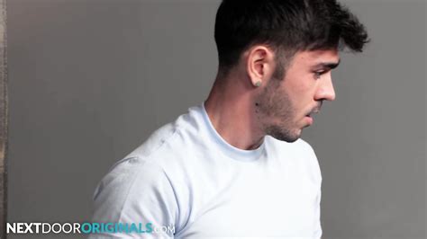 Muscle Hunk Movers Take Fuck Break Wt Big Cocked Client